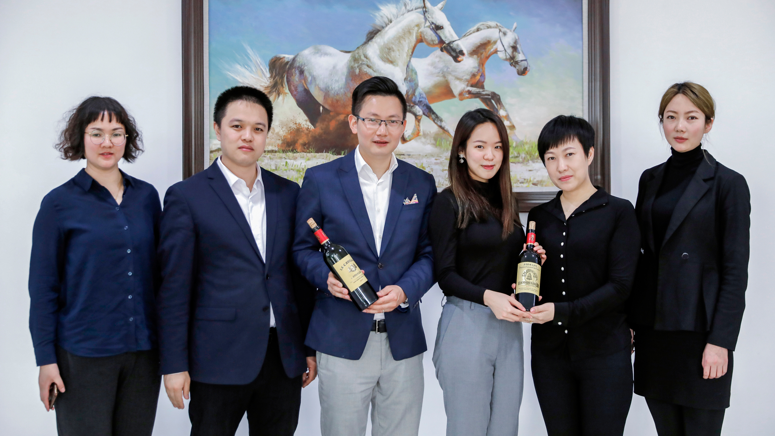 強(qiáng)強(qiáng)聯(lián)手·合作共贏！熱烈歡迎CVBG公司香港和中國(guó)北區(qū)出口經(jīng)理植愷庭女士與金鐘品牌大使徐可先生來(lái)訪！
